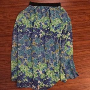 LuLaRoe Lucy Skirt